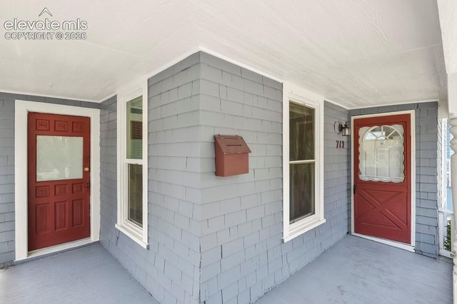 712 N Walnut Street, Colorado Springs, CO 80905