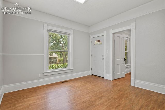 712 N Walnut Street, Colorado Springs, CO 80905