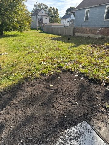 5943 S May Street, Chicago, IL 60621