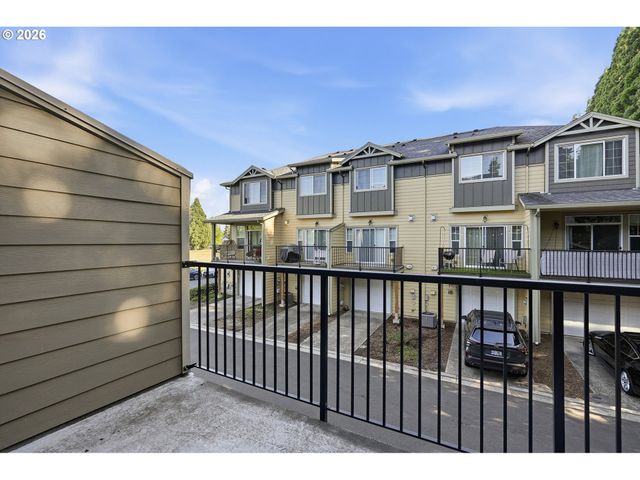 155 Ne 80TH Ave, Hillsboro, OR 97006