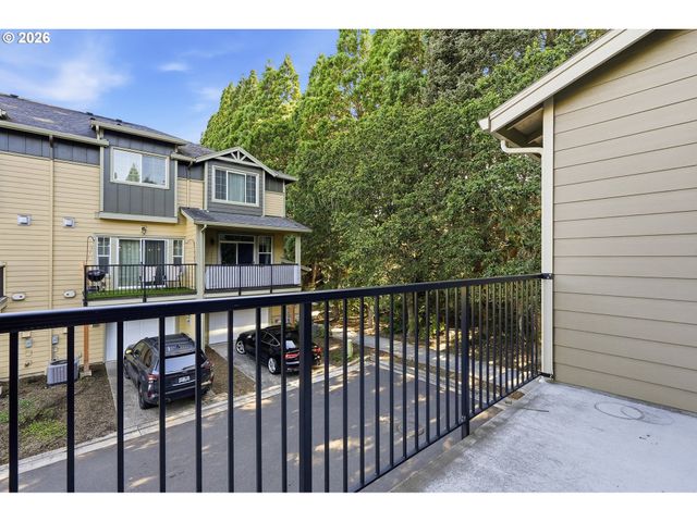 155 Ne 80TH Ave, Hillsboro, OR 97006