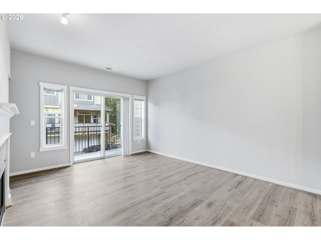 155 Ne 80TH Ave, Hillsboro, OR 97006