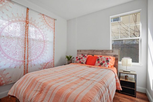 106 White Cap Cove, Hercules, CA 94547