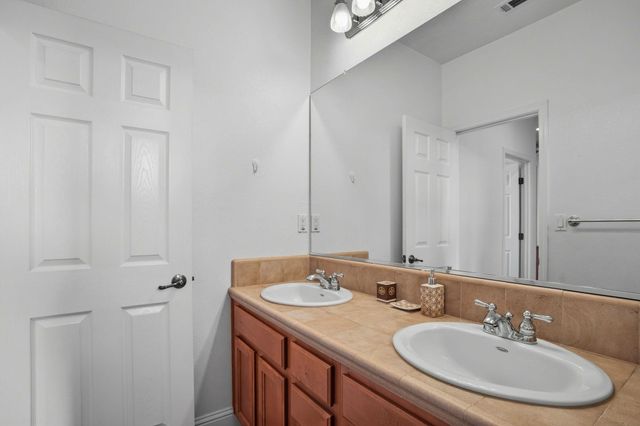 106 White Cap Cove, Hercules, CA 94547