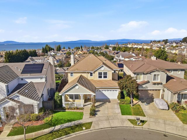 106 White Cap Cove, Hercules, CA 94547