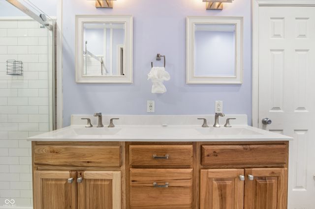 7532 Camelback Drive, Indianapolis, IN 46250