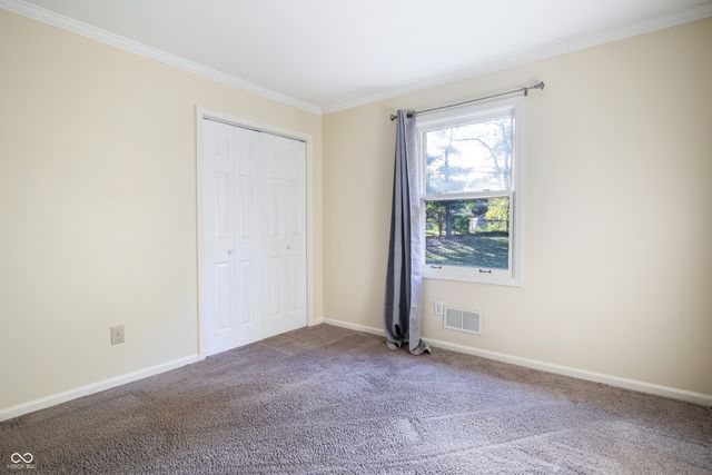 7532 Camelback Drive, Indianapolis, IN 46250