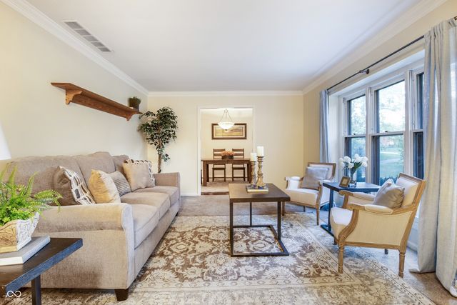 7532 Camelback Drive, Indianapolis, IN 46250