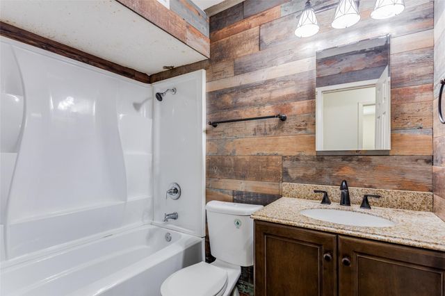 5800 Westhaven Drive, Fort Worth, TX 76132