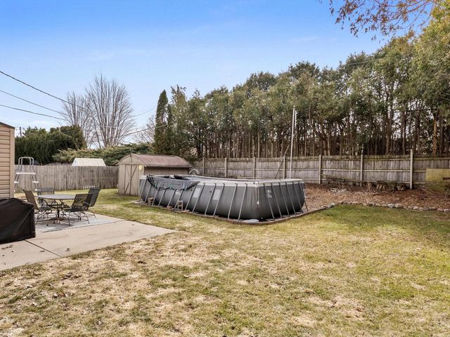 3135 North AVENUE, Sheboygan, WI 53083