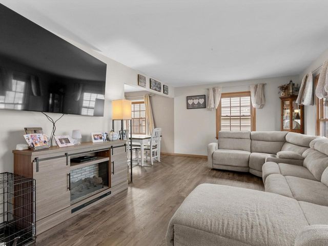 3135 North AVENUE, Sheboygan, WI 53083