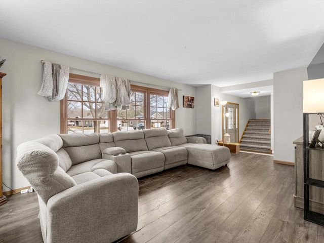 3135 North AVENUE, Sheboygan, WI 53083