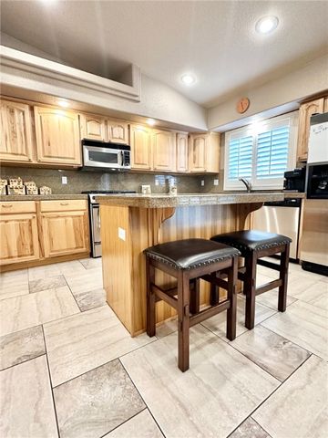 2906 N Brook Street, Kingman, AZ 86401