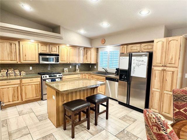 2906 N Brook Street, Kingman, AZ 86401