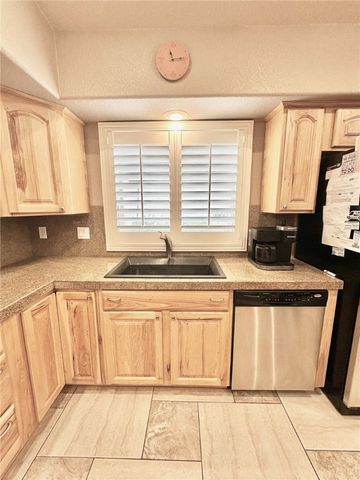 2906 N Brook Street, Kingman, AZ 86401