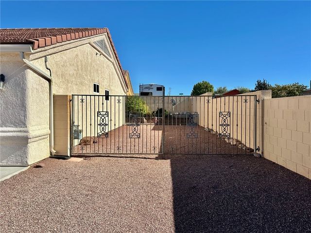 2906 N Brook Street, Kingman, AZ 86401