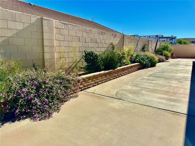 2906 N Brook Street, Kingman, AZ 86401