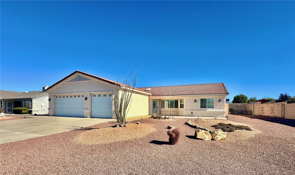2906 N Brook Street, Kingman, AZ 86401