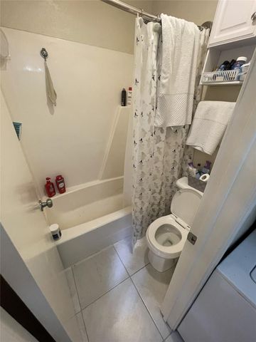 4411 Guadalupe ST 13, Austin, TX 78751