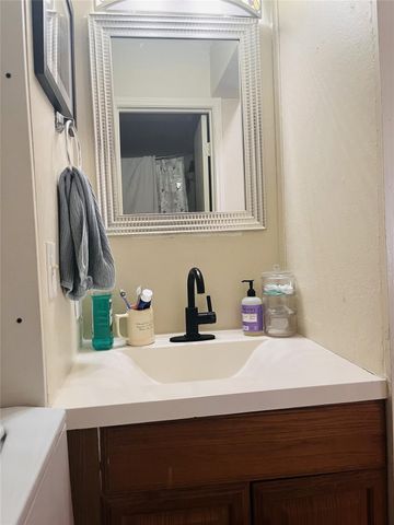 4411 Guadalupe ST 13, Austin, TX 78751