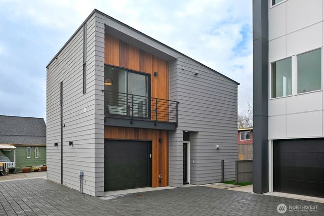4217 S Findlay Street, Seattle, WA 98118