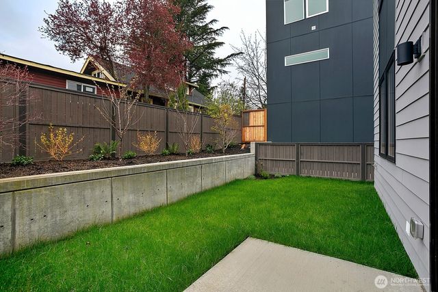 4217 S Findlay Street, Seattle, WA 98118