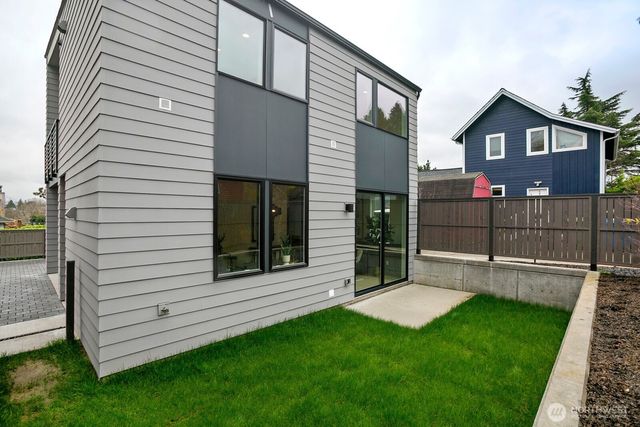 4217 S Findlay Street, Seattle, WA 98118
