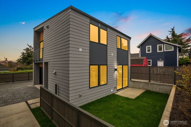 4217 S Findlay Street, Seattle, WA 98118