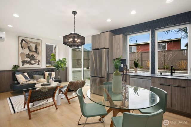 4217 S Findlay Street, Seattle, WA 98118