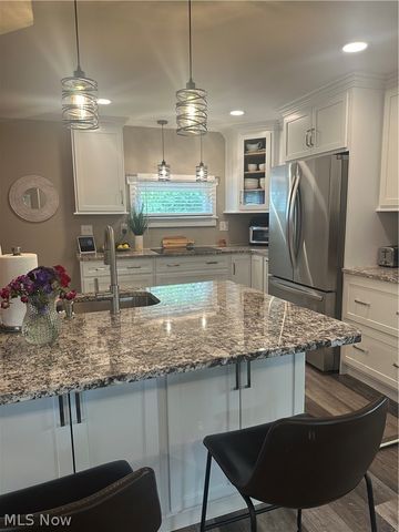 37522 Arthur Street, Willoughby, OH 44094