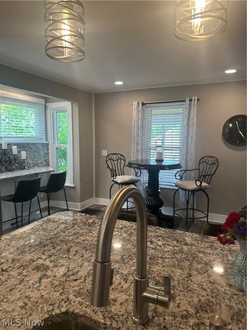 37522 Arthur Street, Willoughby, OH 44094