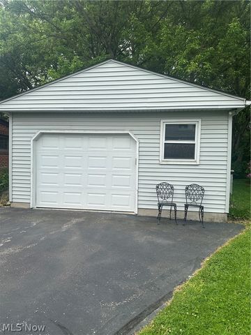 37522 Arthur Street, Willoughby, OH 44094