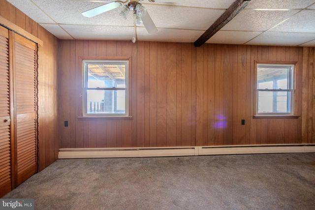 60 FIFTH AVENUE, Fayetteville, PA 17222