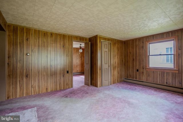 60 FIFTH AVENUE, Fayetteville, PA 17222