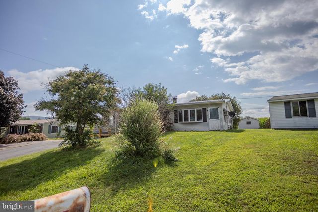 60 FIFTH AVENUE, Fayetteville, PA 17222