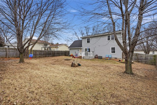 1355 E 20th Street, Norwalk, IA 50211