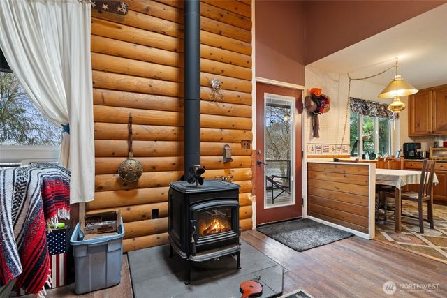 30 E Lakeway Drive, Shelton, WA 98584