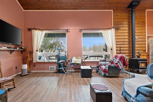 30 E Lakeway Drive, Shelton, WA 98584