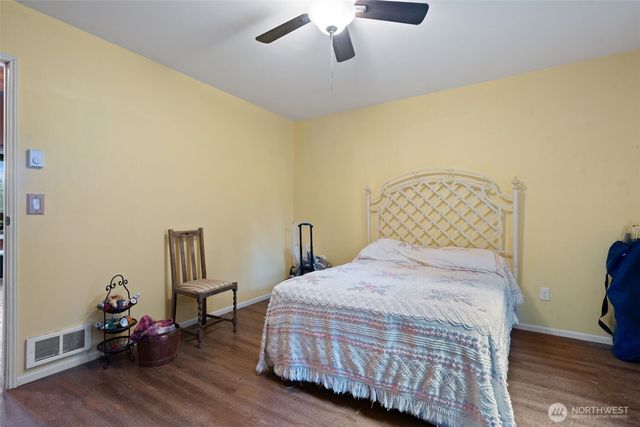 30 E Lakeway Drive, Shelton, WA 98584