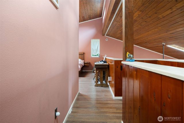 30 E Lakeway Drive, Shelton, WA 98584