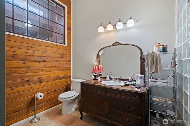 30 E Lakeway Drive, Shelton, WA 98584