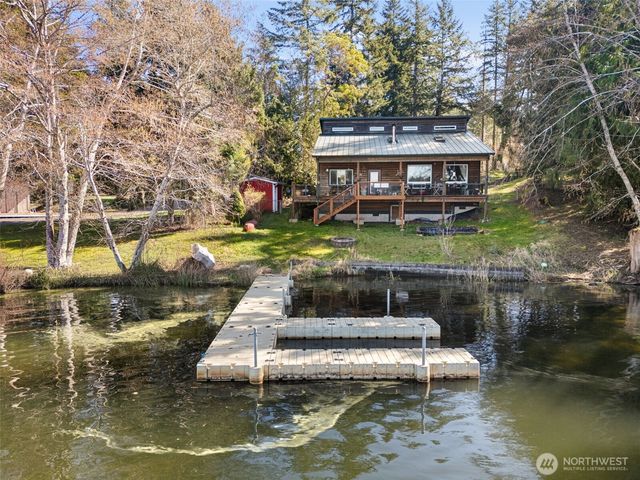 30 E Lakeway Drive, Shelton, WA 98584