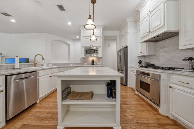 7713 Glenwood Springs Lane, Mckinney, TX 75070