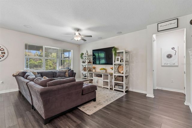 7604 POOL COMPASS LOOP, Wesley Chapel, FL 33545