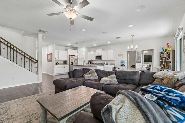 7604 POOL COMPASS LOOP, Wesley Chapel, FL 33545