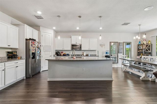 7604 POOL COMPASS LOOP, Wesley Chapel, FL 33545