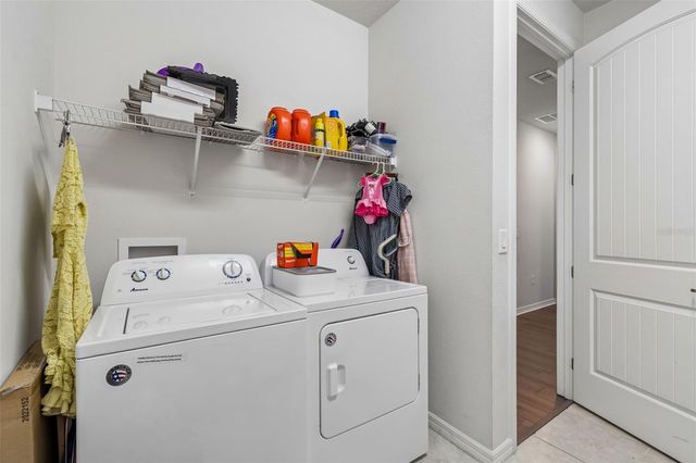 7604 POOL COMPASS LOOP, Wesley Chapel, FL 33545