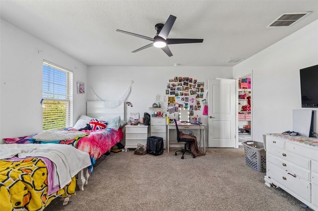 7604 POOL COMPASS LOOP, Wesley Chapel, FL 33545