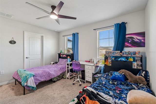 7604 POOL COMPASS LOOP, Wesley Chapel, FL 33545