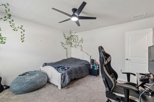 7604 POOL COMPASS LOOP, Wesley Chapel, FL 33545